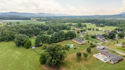 3604 Waverly Heights Elkton VA 22827