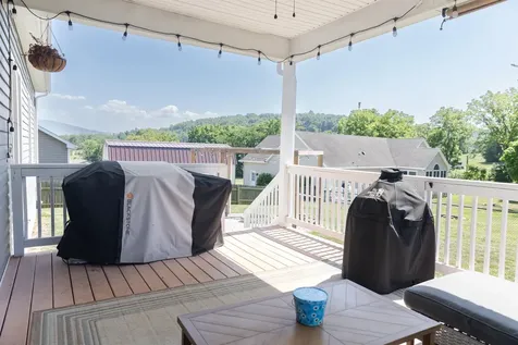 36 Hull Hills Lane Staunton VA 24401