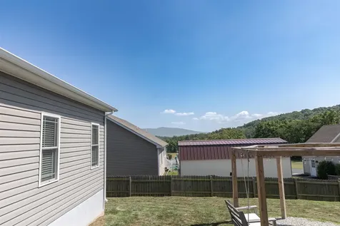 36 Hull Hills Lane Staunton VA 24401