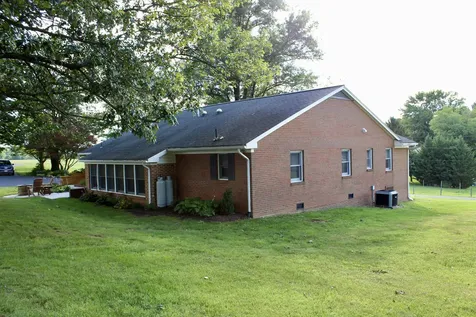 9201 Centerville Road Bridgewater VA 22812