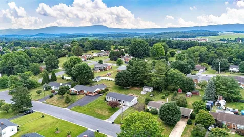 741 Broadview Drive Harrisonburg VA 22802