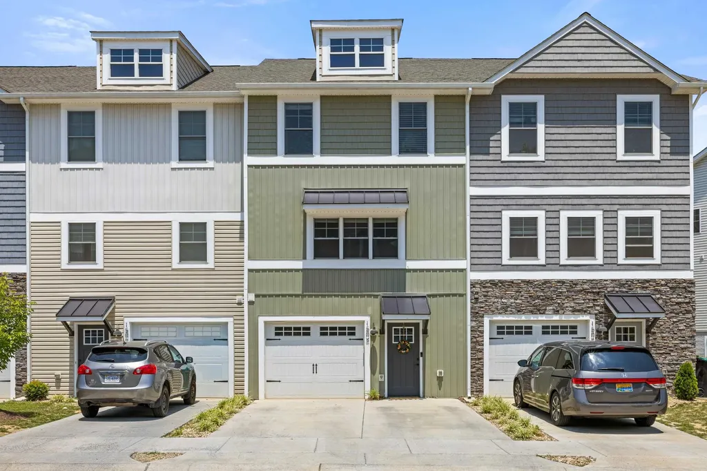 1504 Palomino Trail Rockingham VA 22801