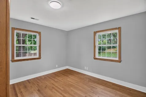 937 Wren Way Harrisonburg VA 22801