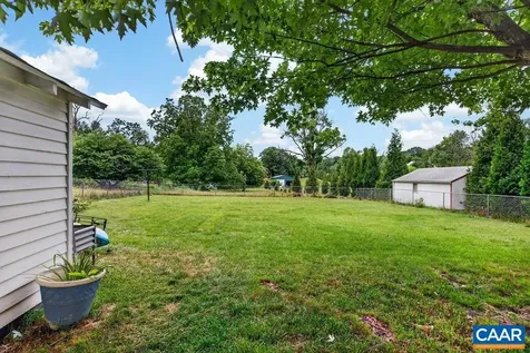 1611 Barterbrook Road Staunton VA 24401