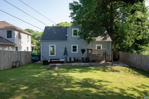 1612 Park Road Waynesboro VA 22980