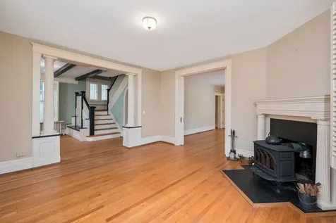 308 Vine Street Staunton VA 24401