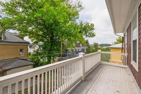 308 Vine Street Staunton VA 24401
