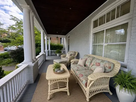 308 Vine Street Staunton VA 24401
