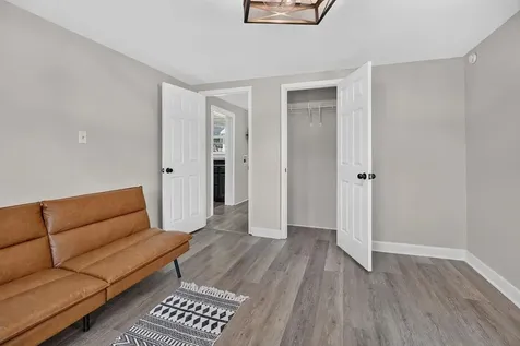 1817 Orchard Lane Staunton VA 24401