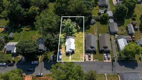 1817 Orchard Lane Staunton VA 24401
