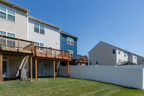 216 Willowshire Court Waynesboro VA 22980