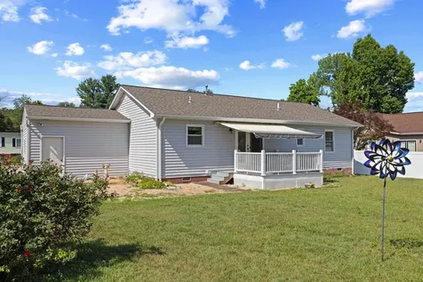 124 Hodge Street Stuarts Draft VA 24477