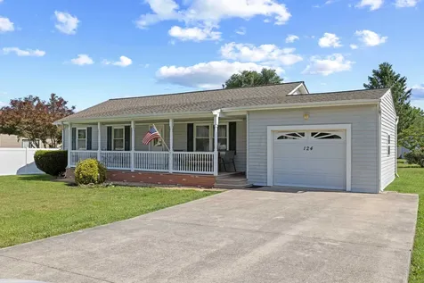 124 Hodge Street Stuarts Draft VA 24477