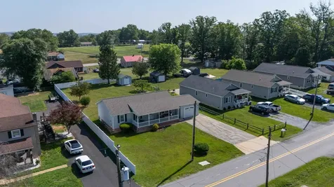 124 Hodge Street Stuarts Draft VA 24477