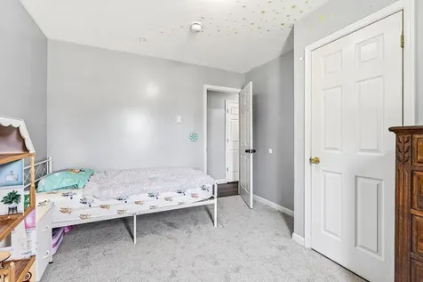 4695 East Side Highway Grottoes VA 24441