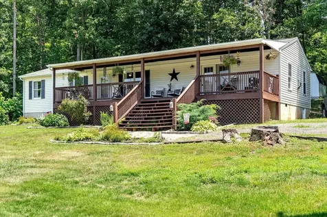 4695 East Side Highway Grottoes VA 24441