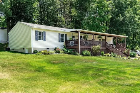 4695 East Side Highway Grottoes VA 24441