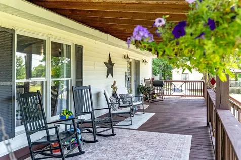 4695 East Side Highway Grottoes VA 24441