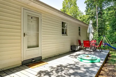 4695 East Side Highway Grottoes VA 24441