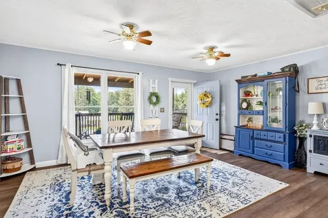 4695 East Side Highway Grottoes VA 24441