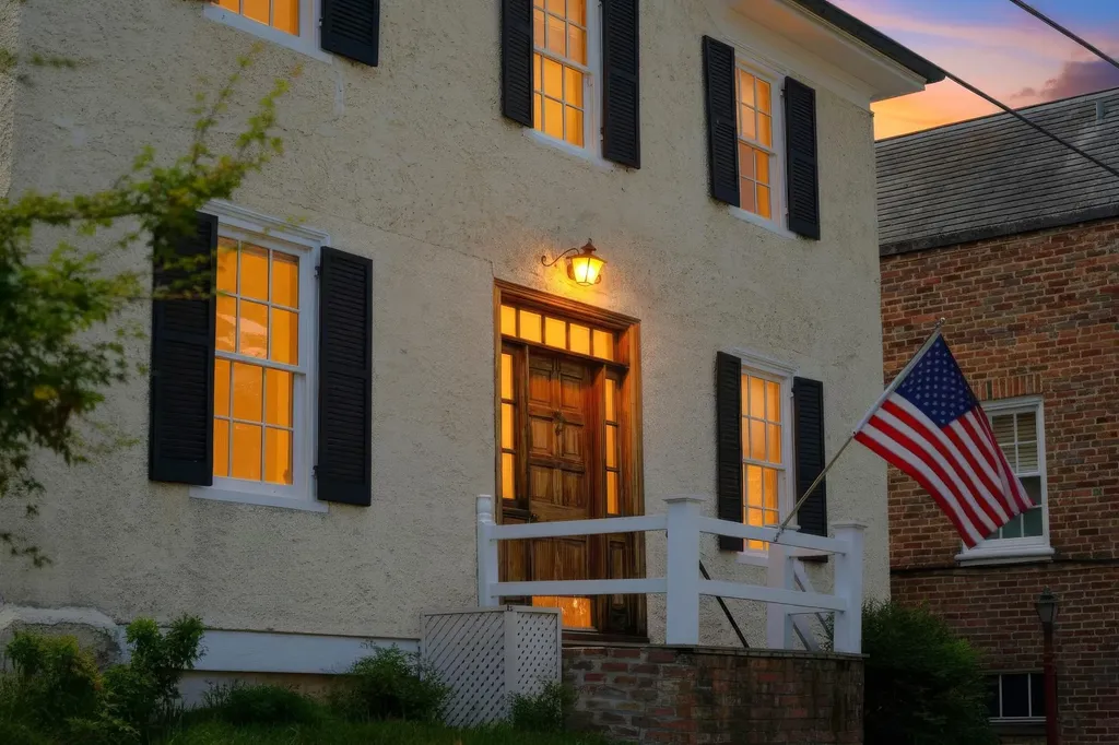10 Church Street Staunton VA 24401