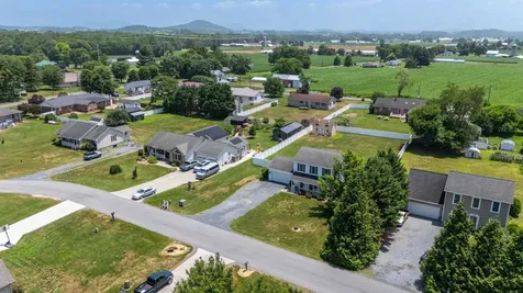 2185 Cloverleaf Lane Dayton VA 22821