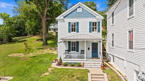 939 & 941 Beverley Street W Staunton VA 24401