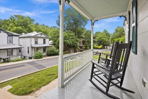 939 & 941 Beverley Street W Staunton VA 24401