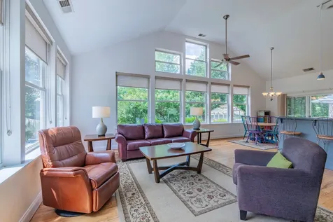 40 Weavers Way Buena Vista VA 24416