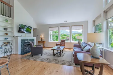 40 Weavers Way Buena Vista VA 24416