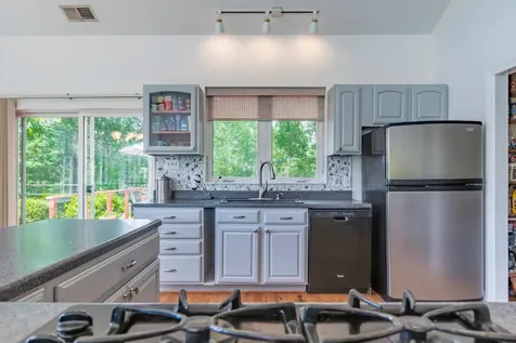 40 Weavers Way Buena Vista VA 24416