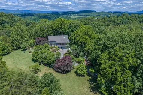 40 Weavers Way Buena Vista VA 24416