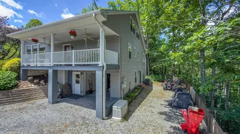 40 Weavers Way Buena Vista VA 24416