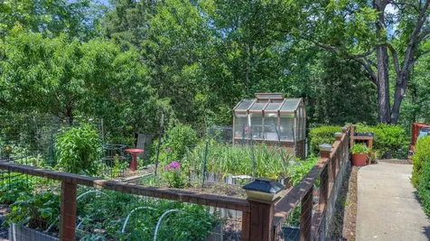 40 Weavers Way Buena Vista VA 24416