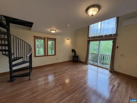 4893 Weakley Hollow Road Syria VA 22743