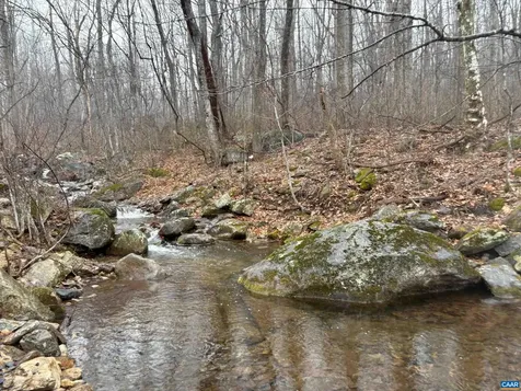4893 Weakley Hollow Road Syria VA 22743