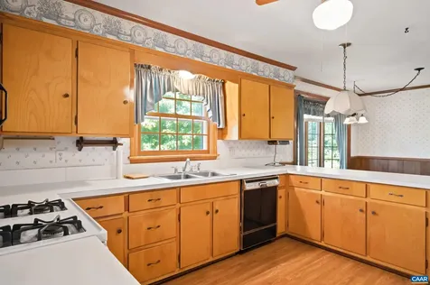 1393 Pleasant View Street Staunton VA 24401