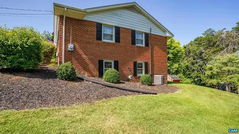 1393 Pleasant View Street Staunton VA 24401