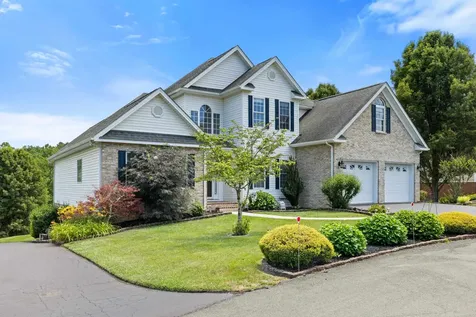 287 Kensington Drive Fishersville VA 22939