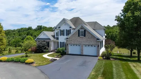 287 Kensington Drive Fishersville VA 22939