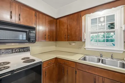 1055 Meadowlark Drive Harrisonburg VA 22802
