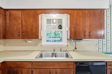 1055 Meadowlark Drive Harrisonburg VA 22802