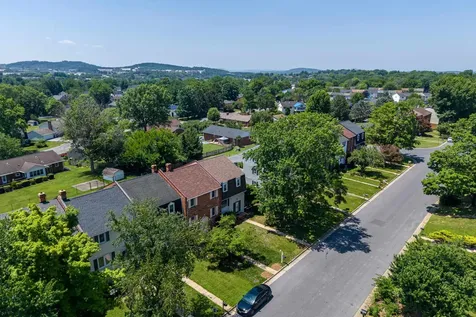 1055 Meadowlark Drive Harrisonburg VA 22802