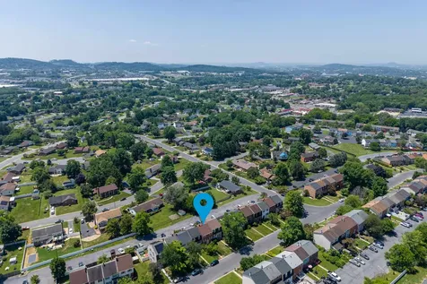 1055 Meadowlark Drive Harrisonburg VA 22802