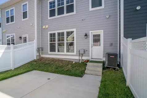 3262 Charleston Boulevard Rockingham VA 22801