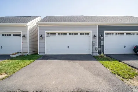 3262 Charleston Boulevard Rockingham VA 22801