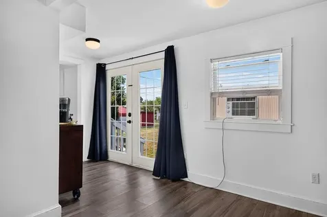 1965 Chestnut Avenue Buena Vista VA 24416