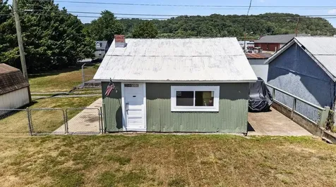 1965 Chestnut Avenue Buena Vista VA 24416