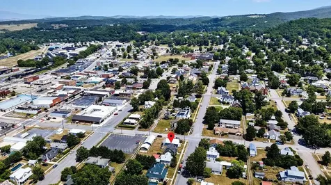 1965 Chestnut Avenue Buena Vista VA 24416