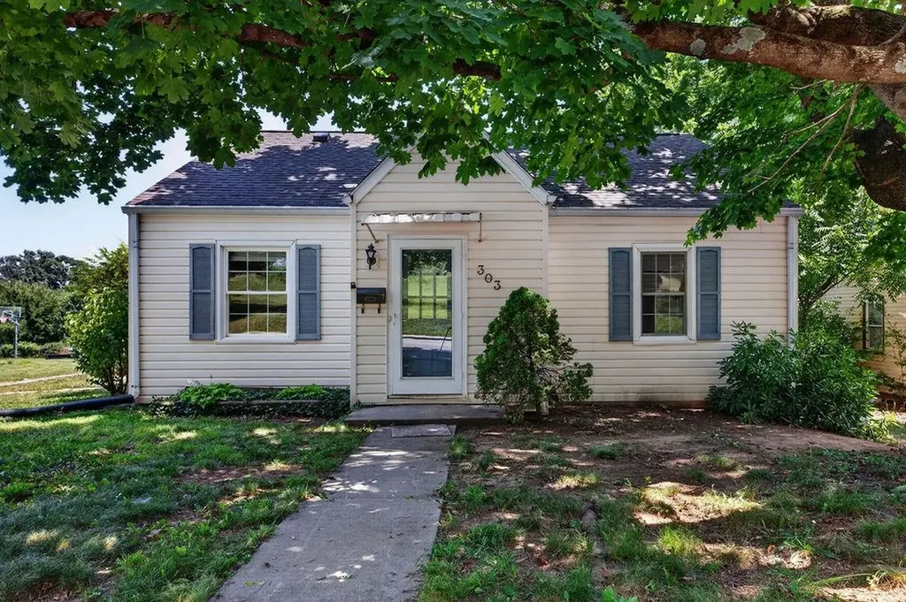 303 Grubert Avenue Staunton VA 24401